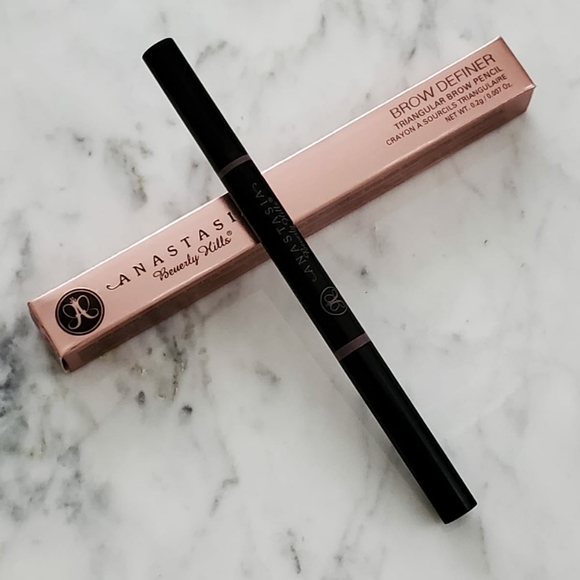 Brow definer color dark brown - Picture 2 of 2